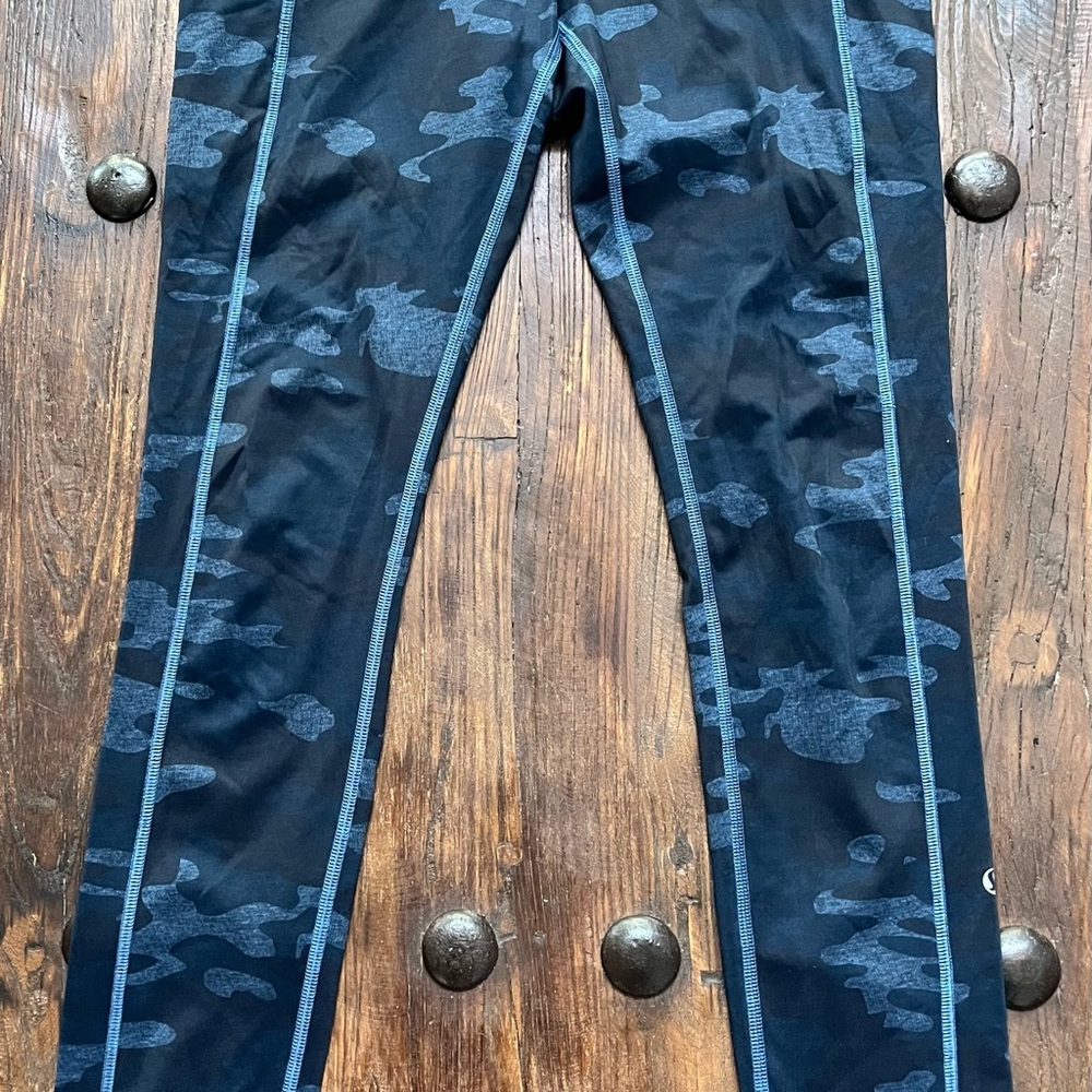 lululemon athletica Camo Leggings - Black and Gray